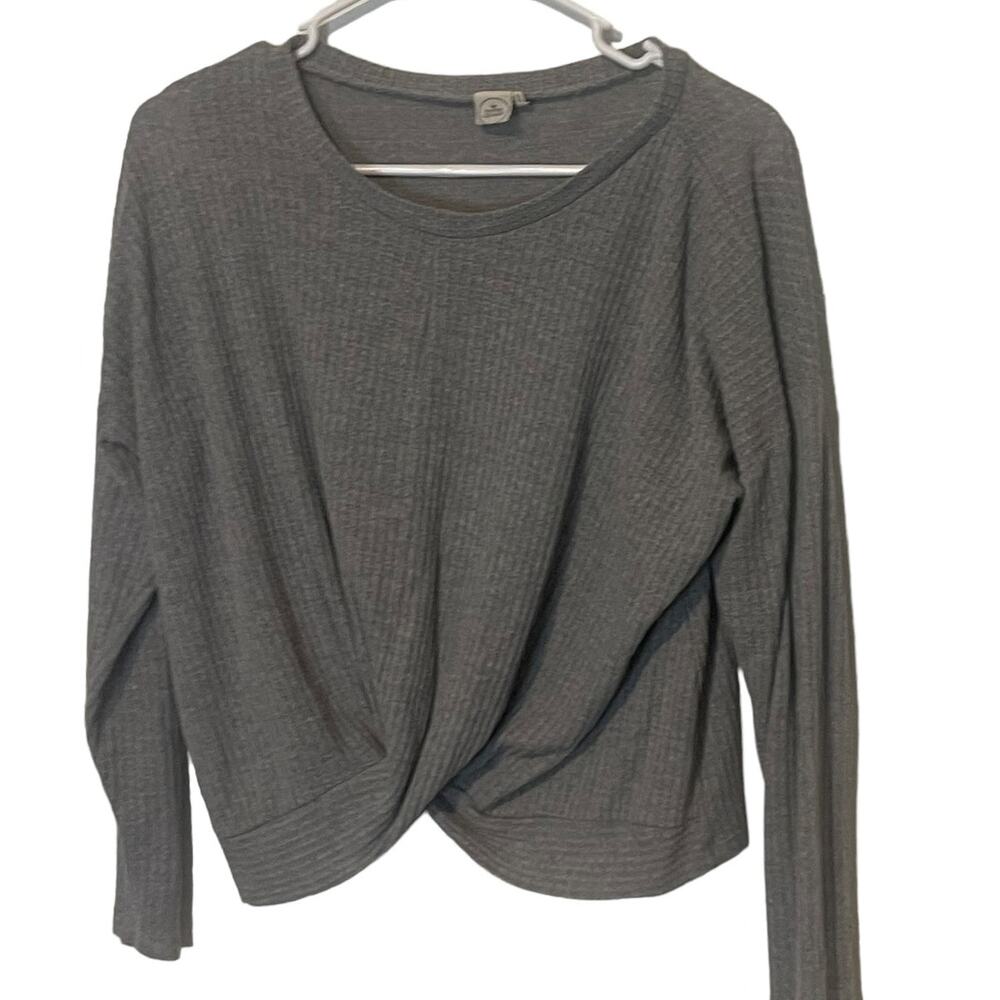 Paper Crane Women's Size Medium Gray Waffle Knit‎ Twisted Front Light Sweater